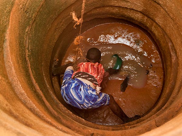 Tapped well in Tanzania. (Lynn Johnson, National Geographic)