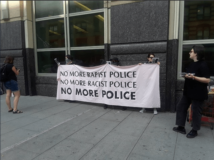 anna chambers supporters